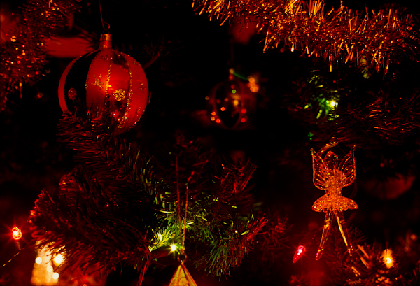 Floating Orb and Angel, Holiday Decoration, Springfield, Virgini